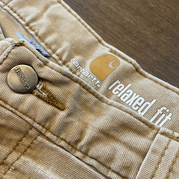 Distressed Carhartt Pants 32x30 - Picture 6 of 6